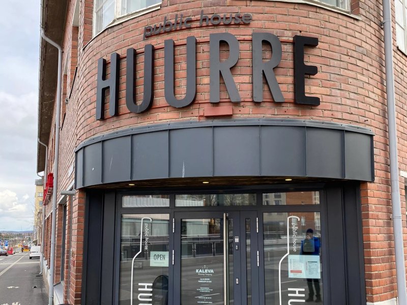 Public House Huurre