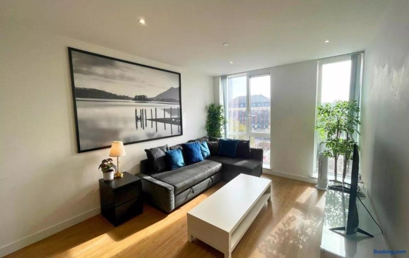 Rwh Serviced Apartments Bracknell