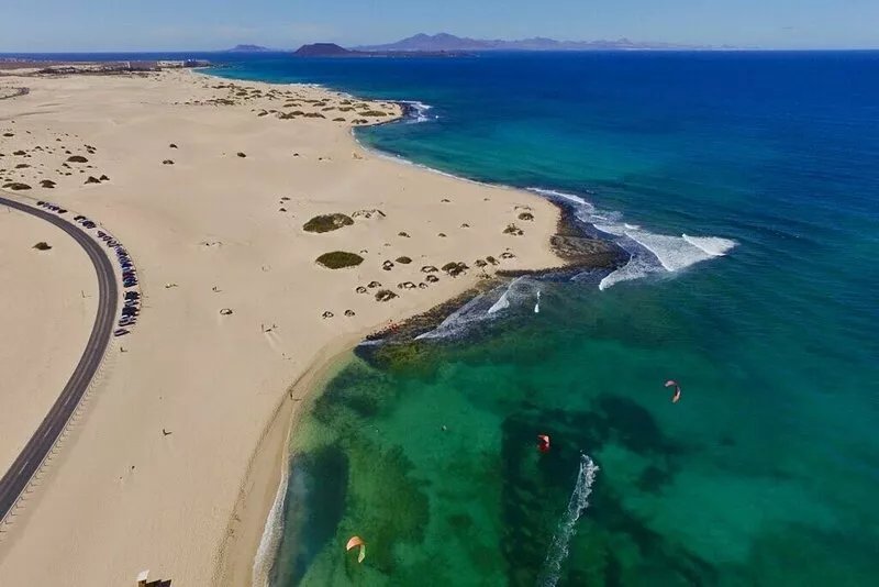 Semi-detached house in a quiet location for visiting Fuerteventura