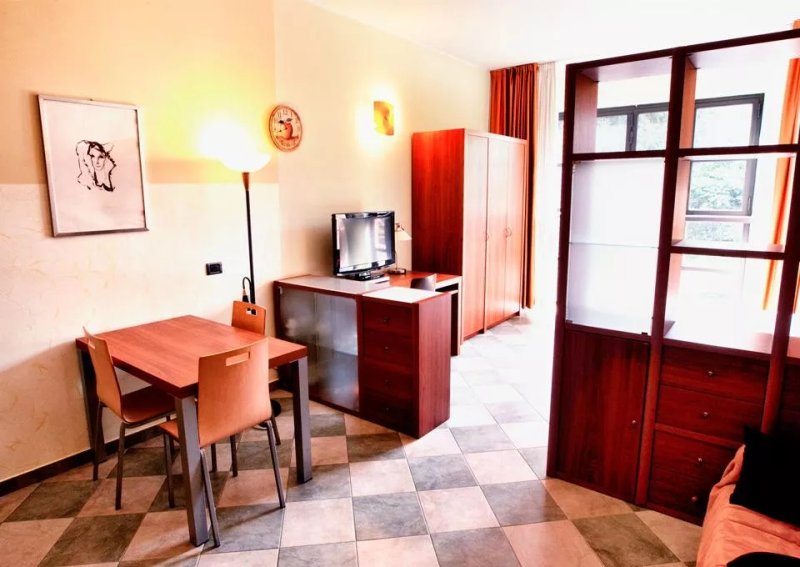 Residence 2Gi Ajraghi