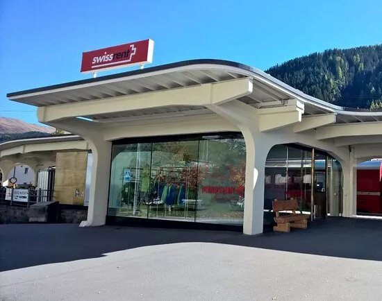 Swissrent Paarsenn Sports Bahnhof RhB