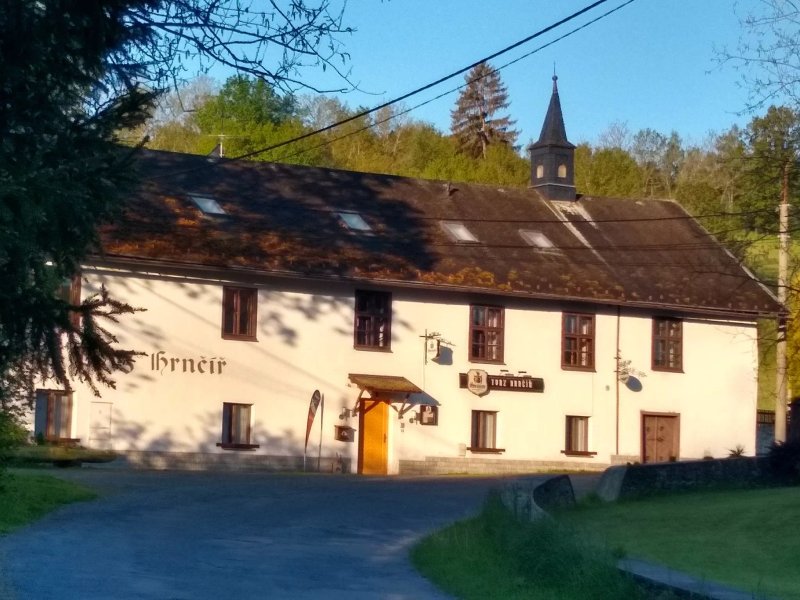 Outline B&B Jiricna