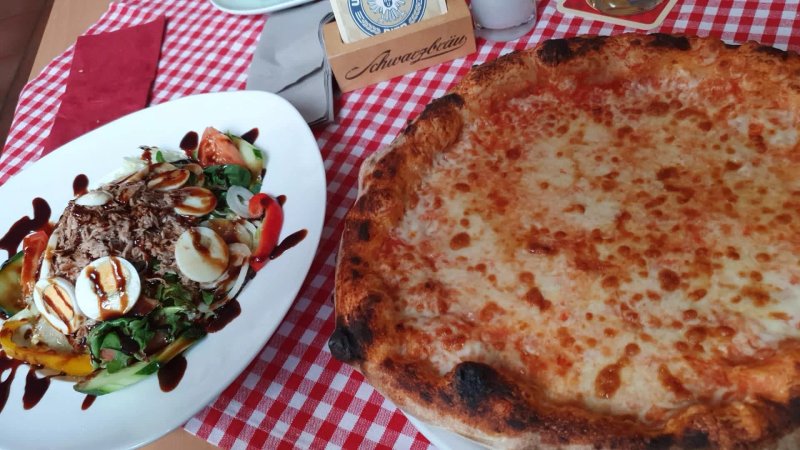 Trattoria Pizzeria La Mamma