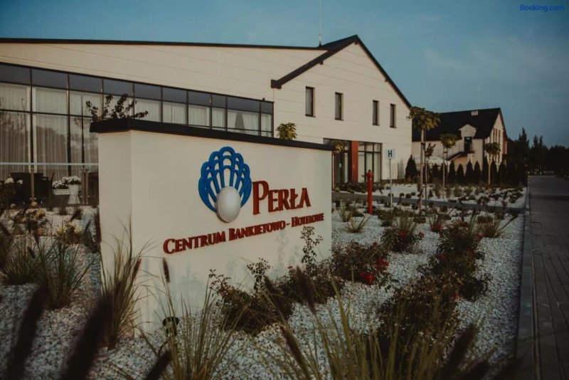 Centrum Bankietowo - Hotelowe "Perla"