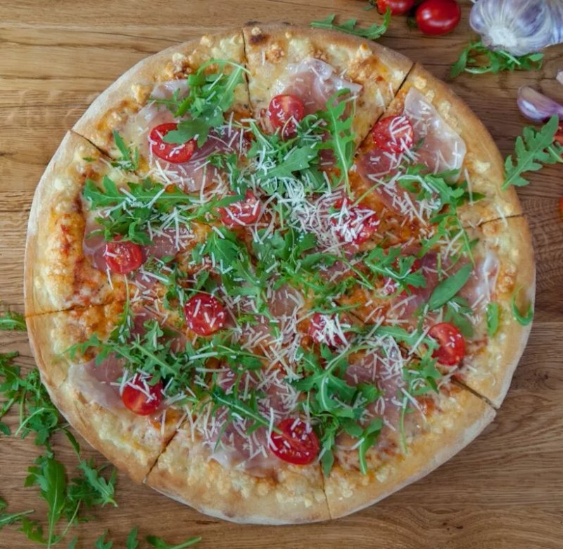 Slice of Heaven - Nocna Pizzeria