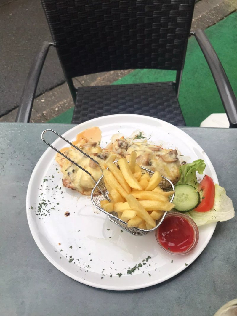 Zur Burg Eltz