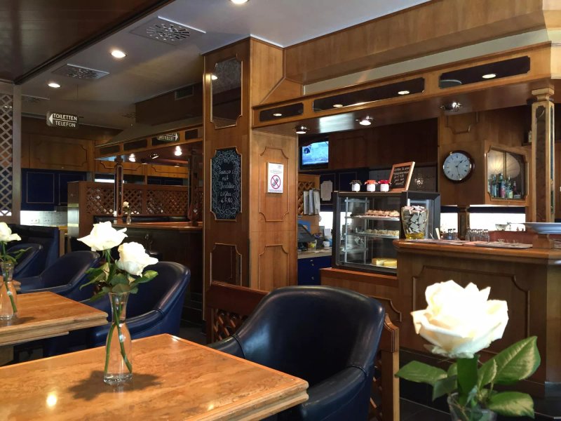 Europa Bar