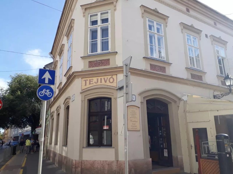 Tejivo Salatabar