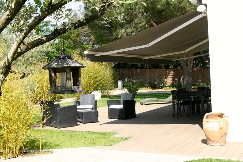 AIR-CONDITIONED VILLA WITH JACUZZI AND SWIMMING POOL 4000 M2 GARDEN NOT
