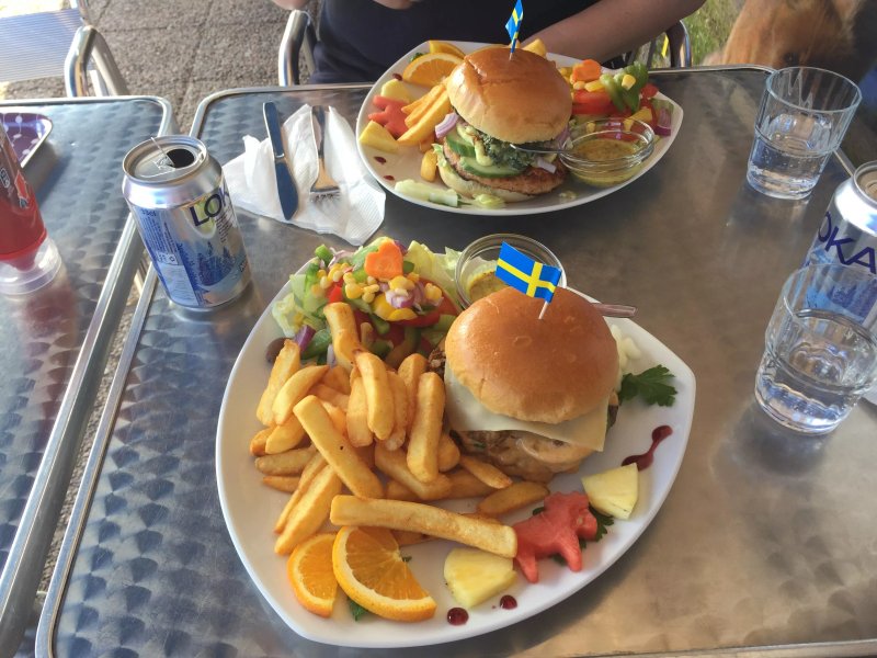 Restaurants & cafés