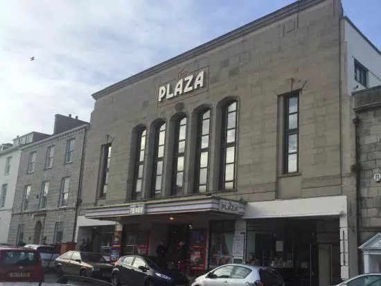 Plaza cinema