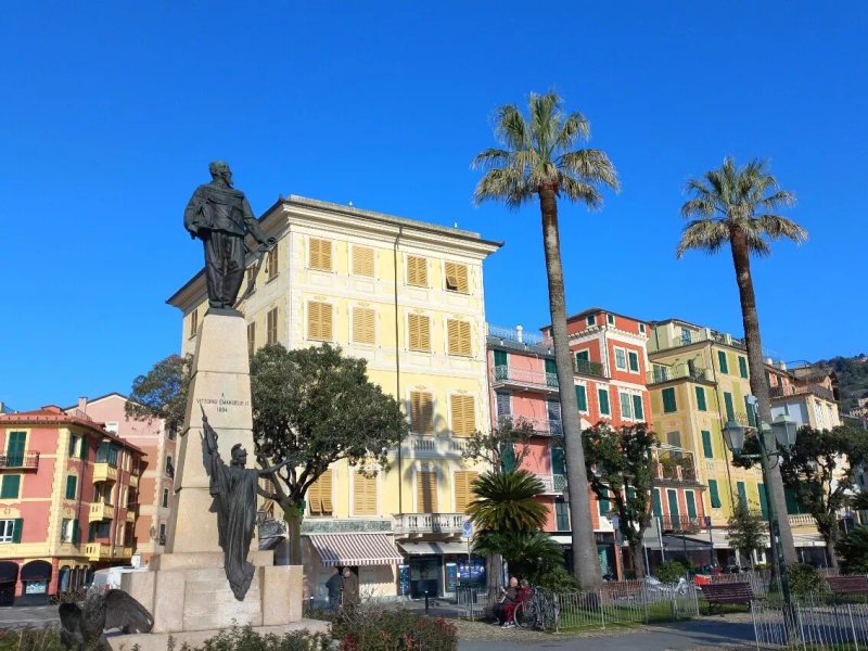 Piazza Martiri Della Liberta