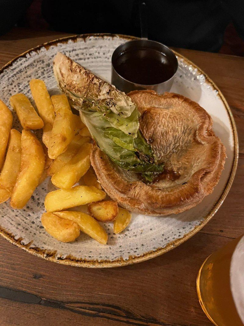 The George Inn