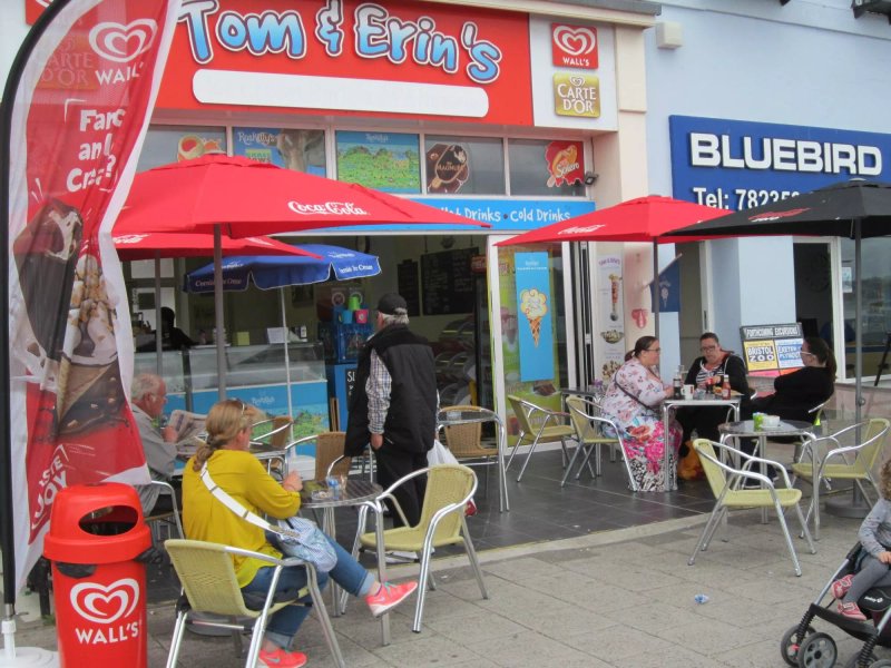Tom & Erin's Cafe & Ice Cream Parlour