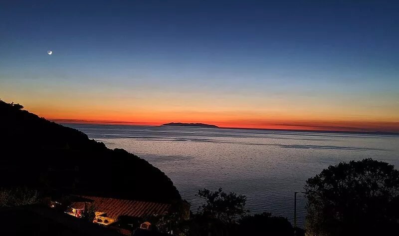 Lovely seaview villa in Elba Island Natural Park - Sea, nature and sunset.