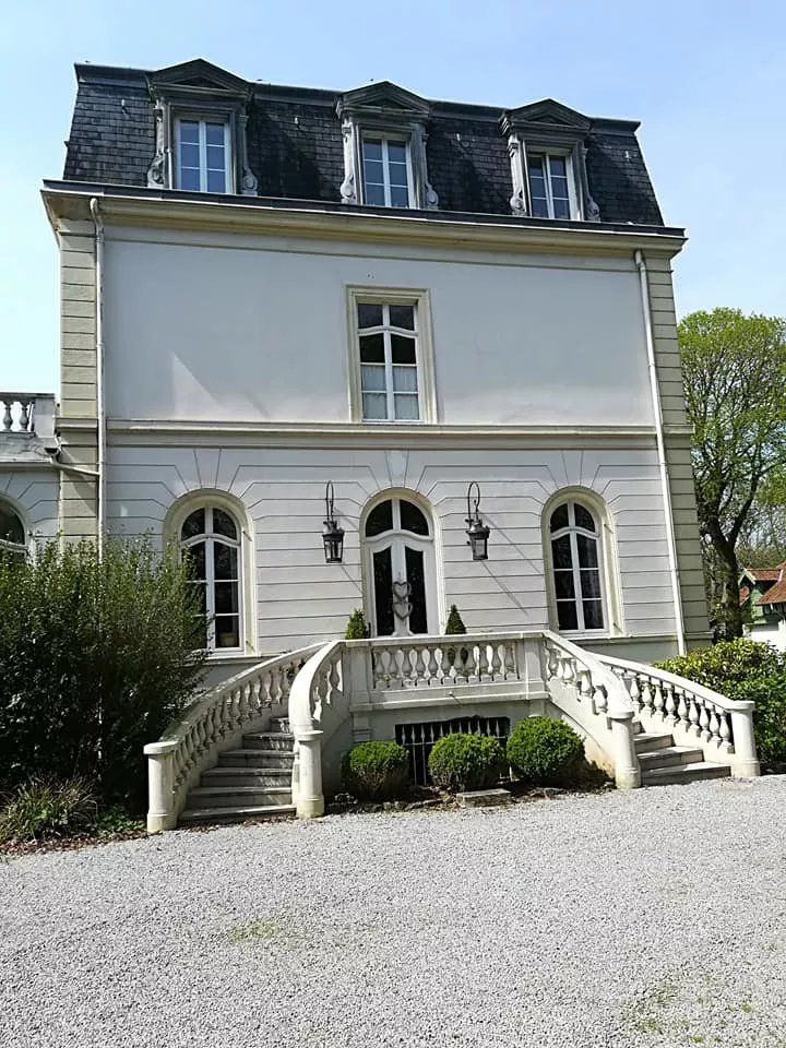 Chateau de la Marine