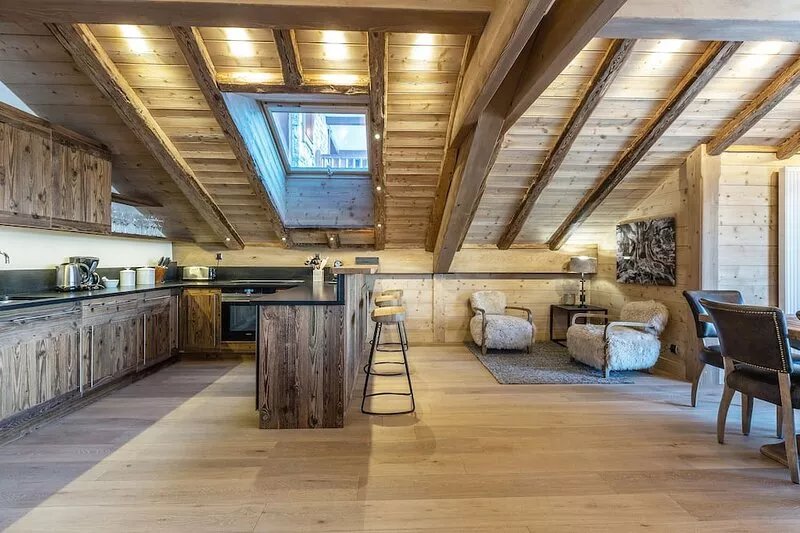A Ski in Ski Out, Modern Apt in the Biggest Ski Area of the World