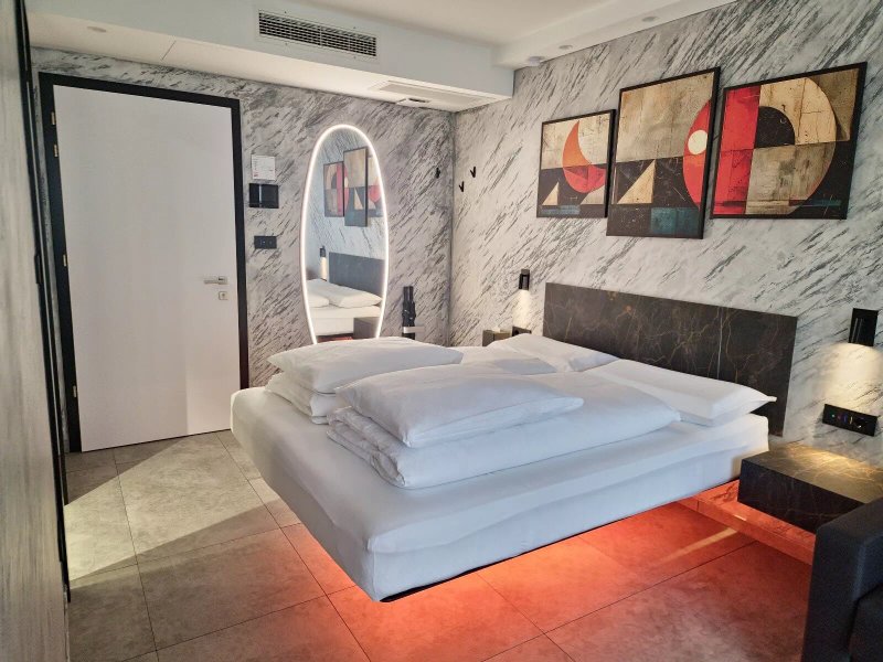 Adv Home - Exclusive Rooms