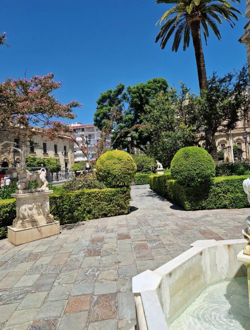 Jardines de la Lonja del Archivo General de Indias