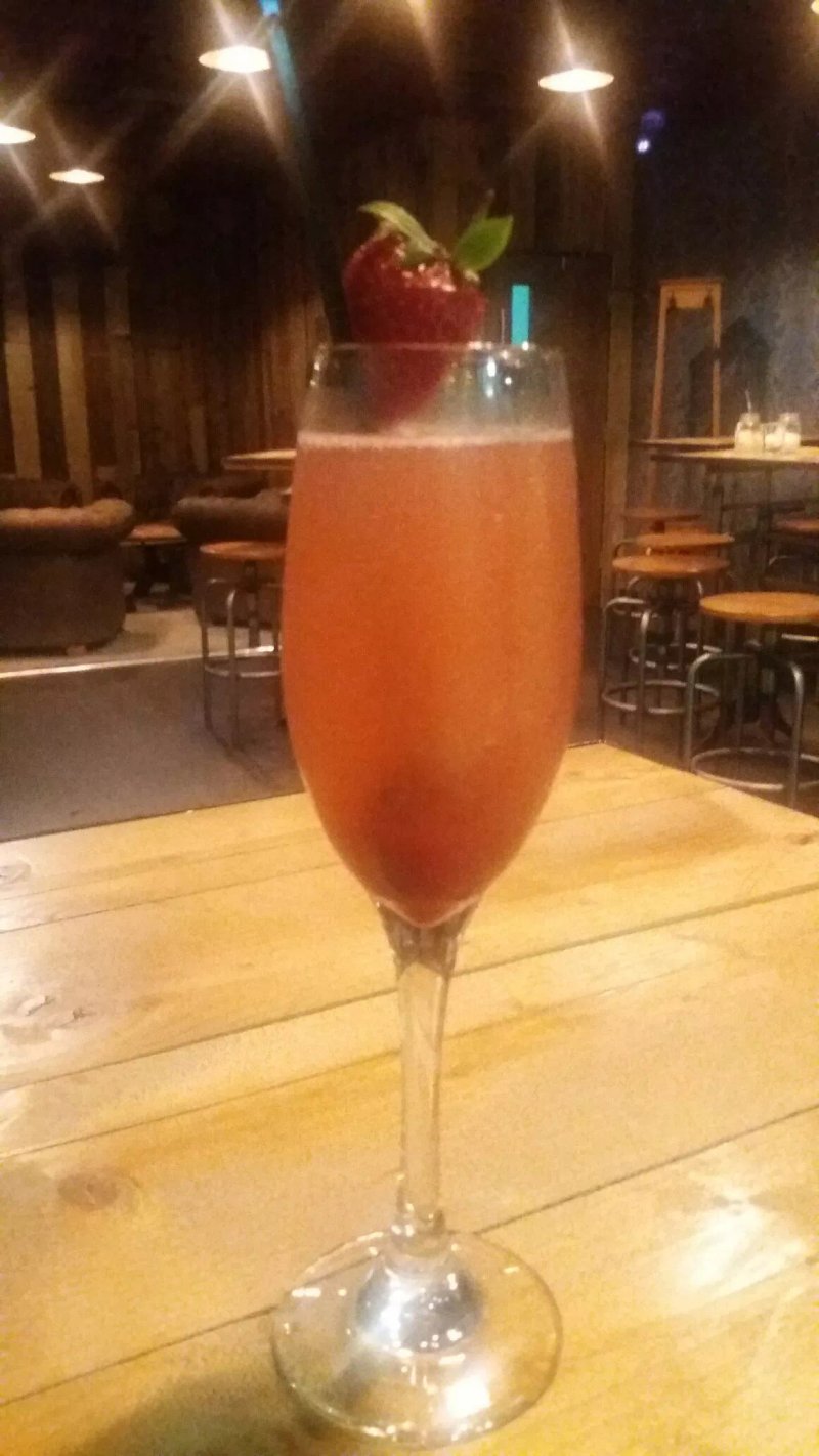 Review Preston Wine & Cocktail Bar