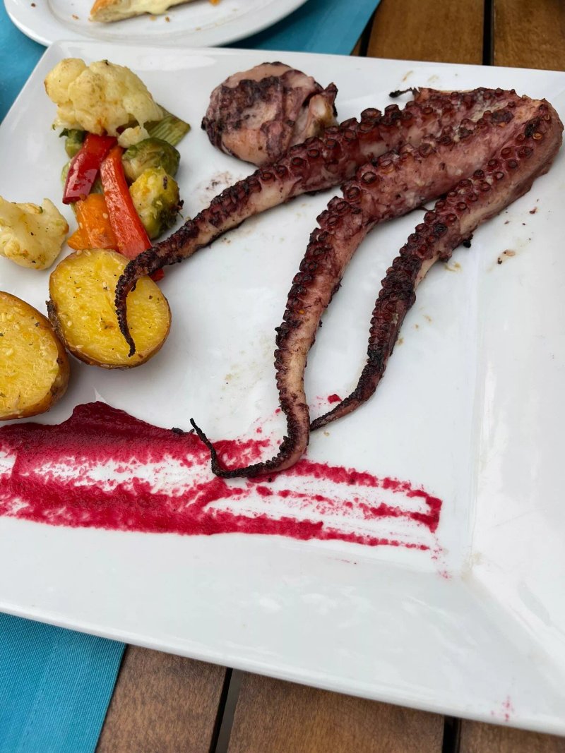 Tiha Noc International Cuisine