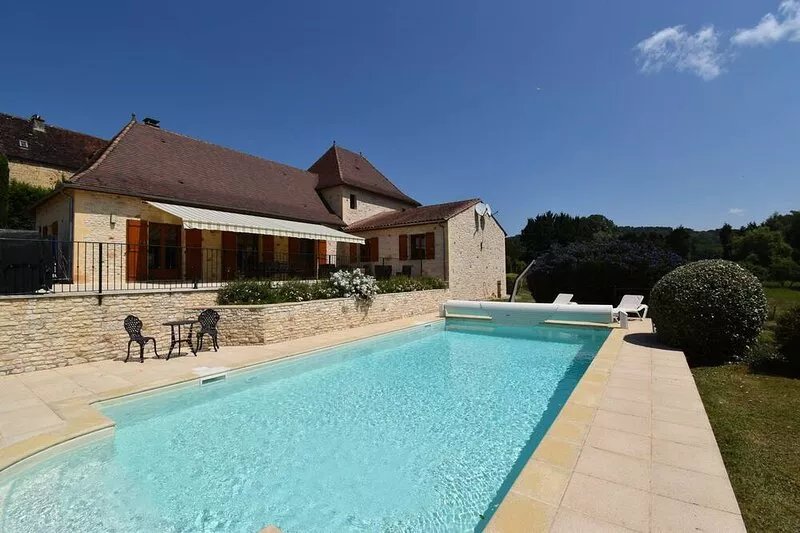 Splendid "Perigourdine" property with private heated swimming pool and air con