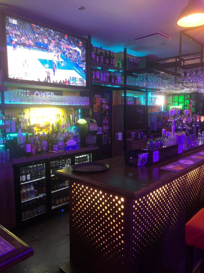 Central Pool Bar