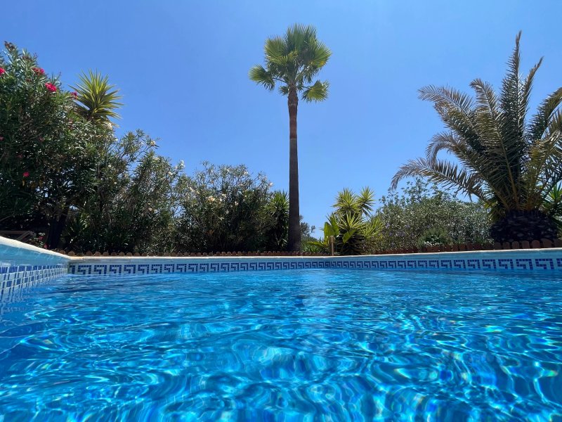 Casa Amêndoa Gay Naturist Guest House