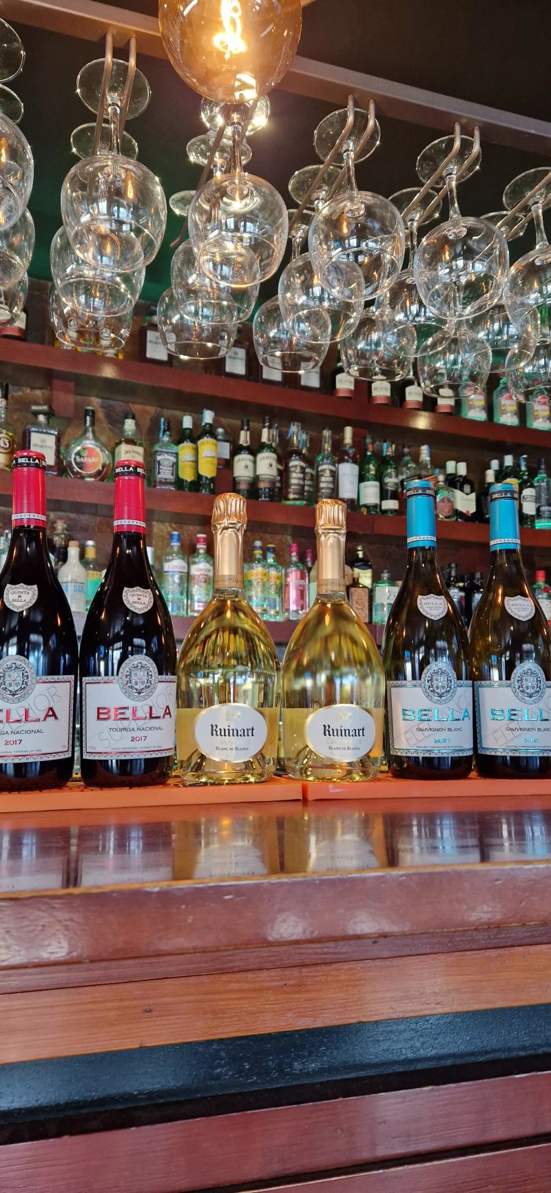 Migu's bar