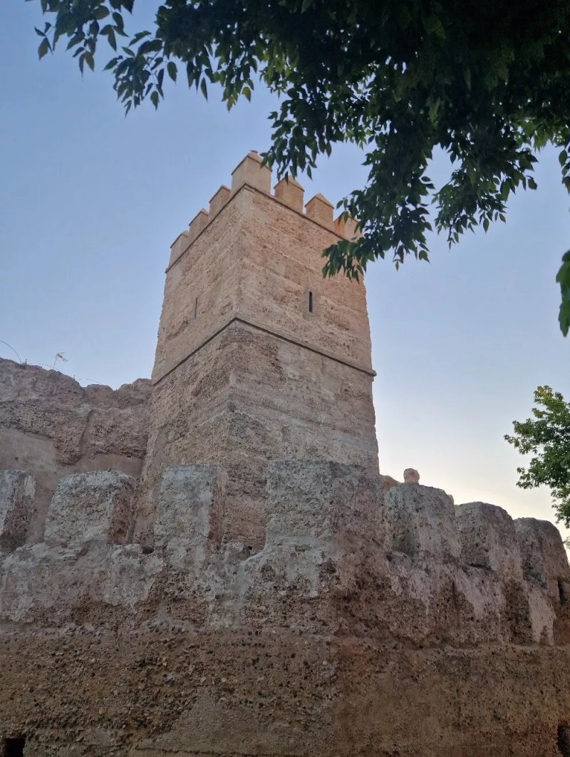 La Torre Blanca (Torreon de la Tia Tomasa)