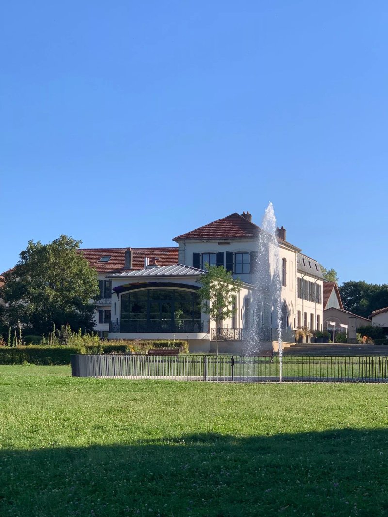 Au Château De Brabois