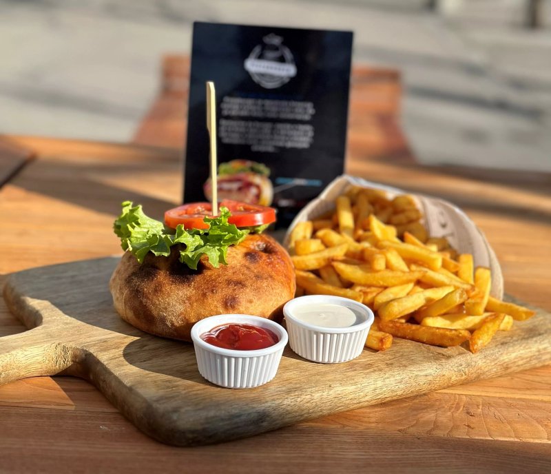 PizzaBurger Point Bar