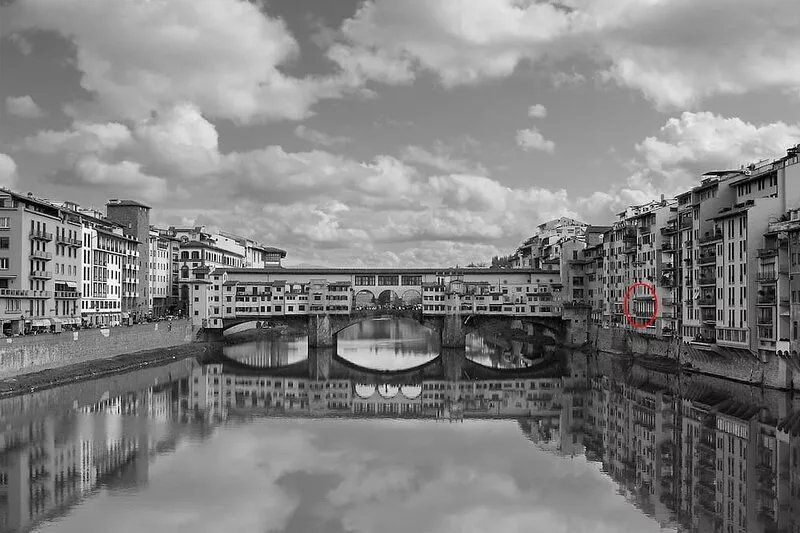 Prime location, comfort and a stunning view of Ponte Vecchio!