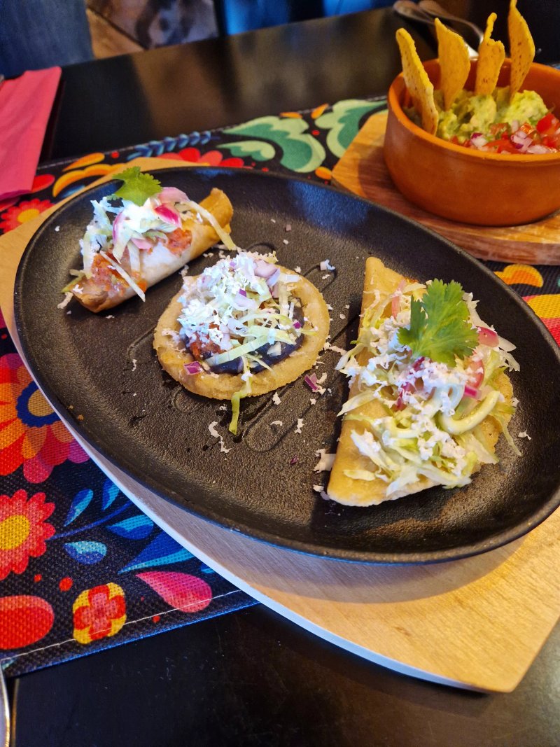 Cocos Mexican Cuisine