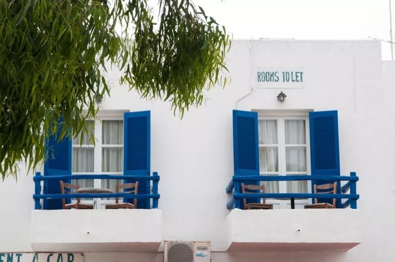 Manousos' Rooms