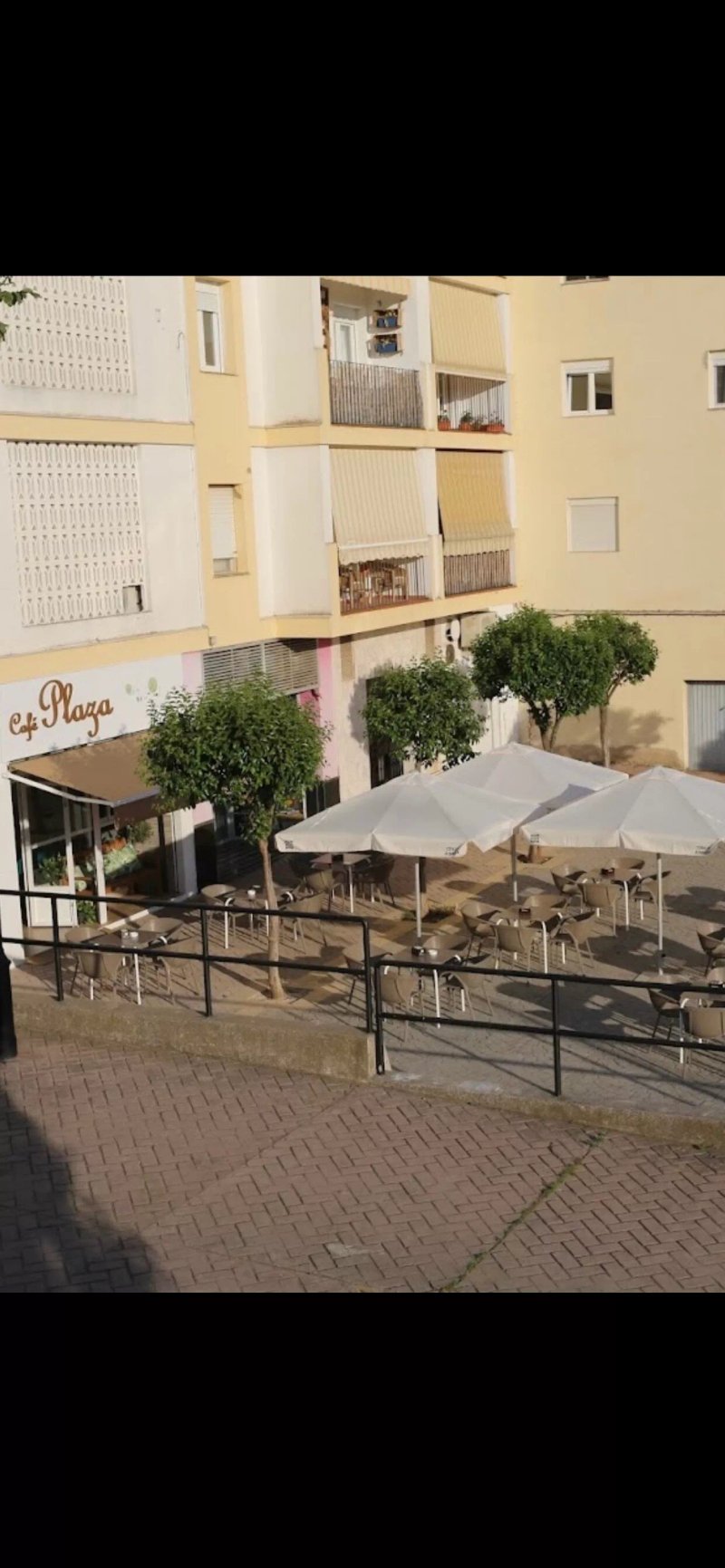 Cafe Plaza