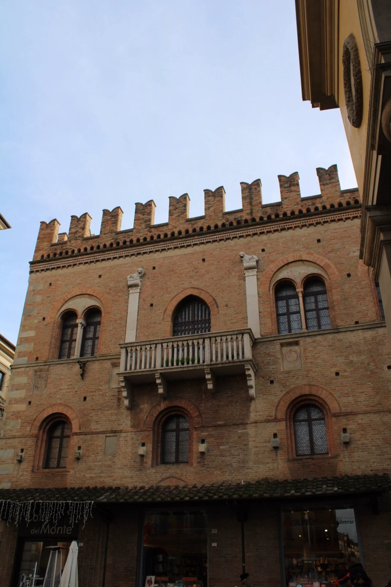 Piazza del Monte