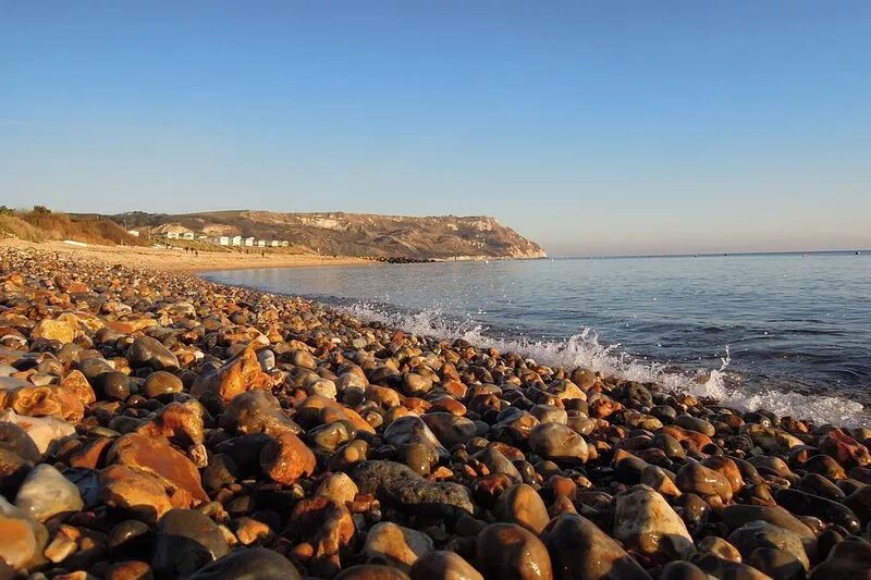 "Kingfisher Lodge" with Sea Views in a Peaceful Location