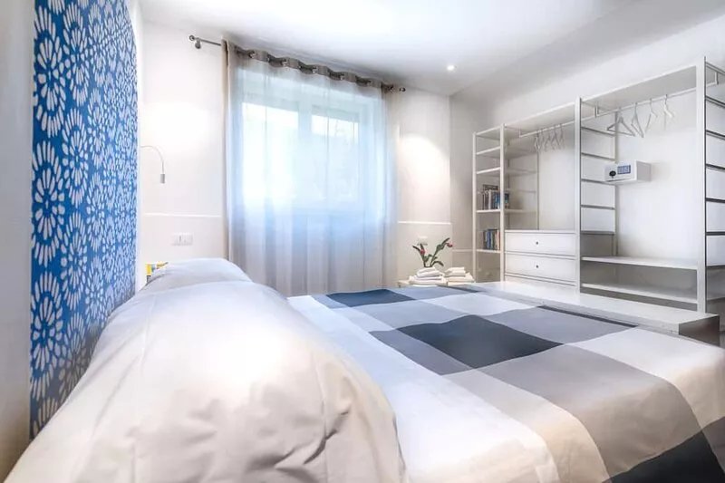 Sorrento city center 2 bedroom flat, two bathrooms, terrace, INDEPENDENT ACCESS
