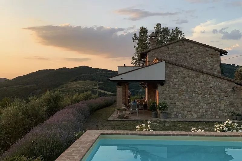 Country house in Umbria with private pool for family holiday or romantic stay