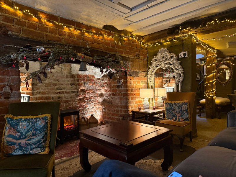 Lambdens of Woburn Cafe/Bistro