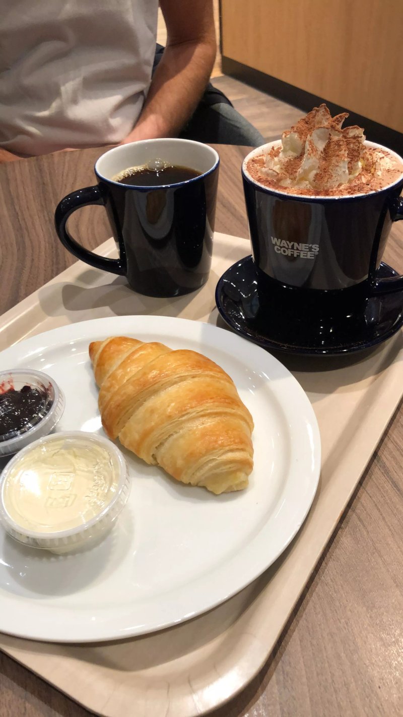Waynes Coffee