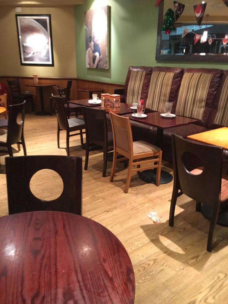Costa Coffee - Chester Railway Station
