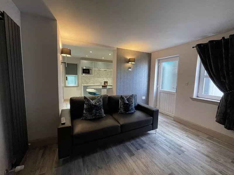 4 Bedroom Apartment One