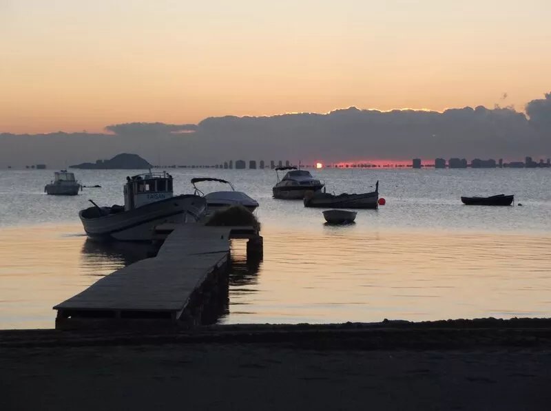 Beautiful Modern 3 bed 2 bath apartment in Puerto Marina with WiFi and UK TV