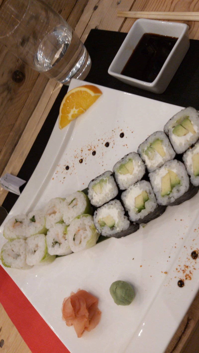 2j SUSHI ST CYR SUR MER