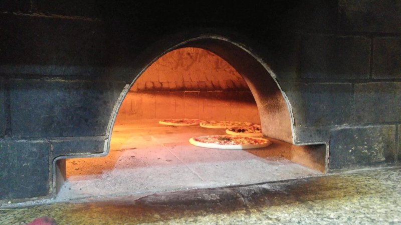 Pizzeria Ristorante Vesuvio
