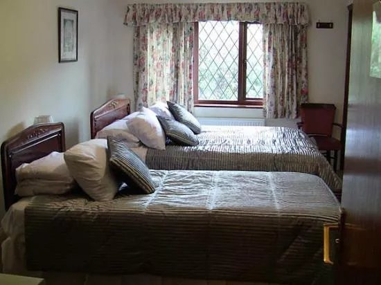Cotswold House