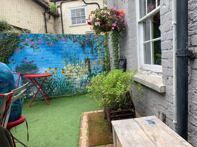 Mudlarks Garden Cafe