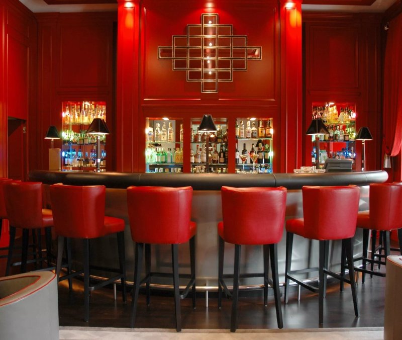 The Mirror Bar